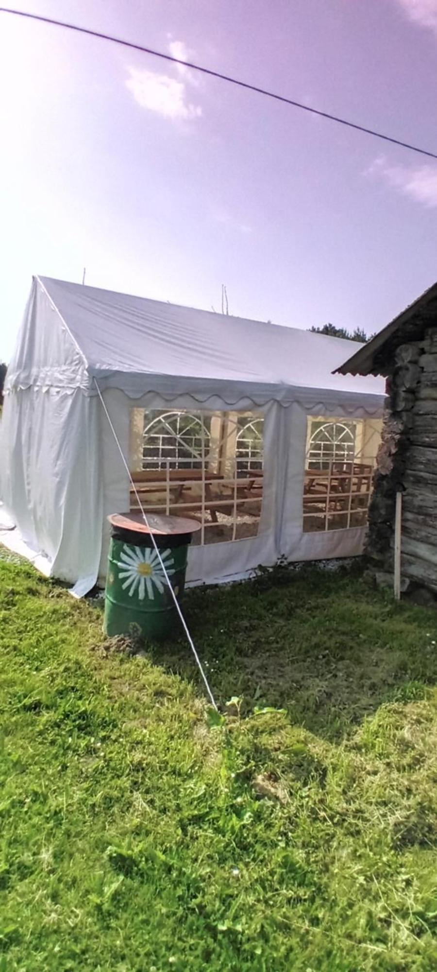 Campsite Oue Joeeaeaere Majutus. *